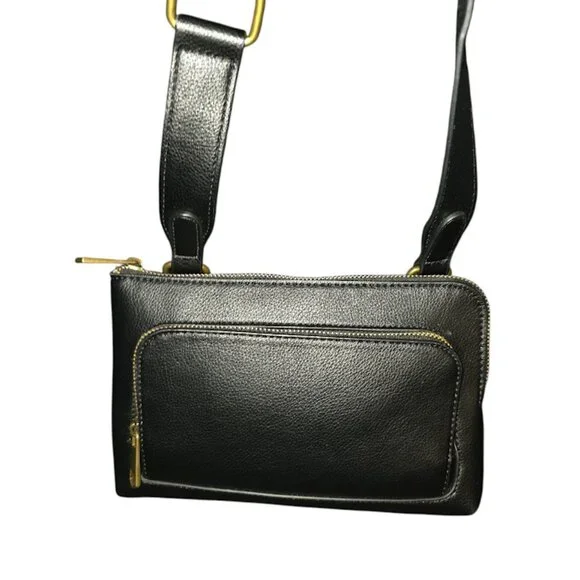 Black used crossbody - Picture 1 of 4